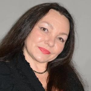 Meet your Posher, Yelena